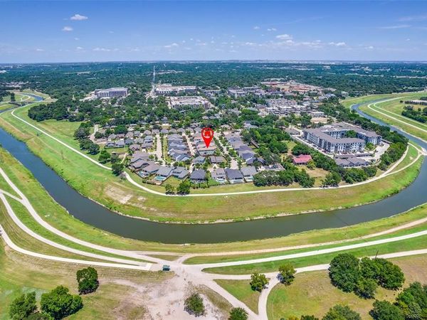 520 Sheer Bliss Lane, Fort Worth, TX 76114