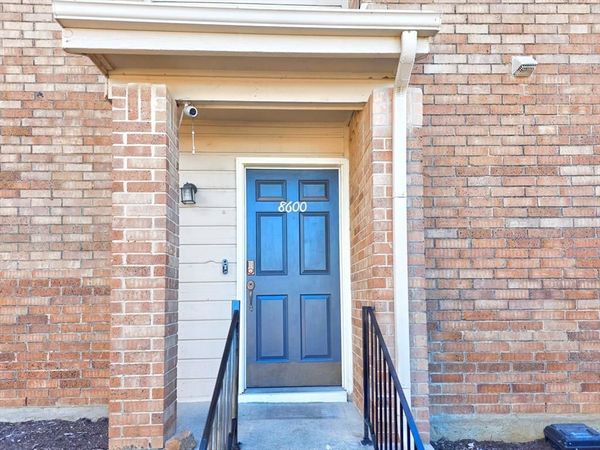 3635 Garden Brook Drive, Unit 8600, Farmers Branch, TX 75234