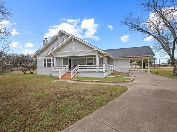 715 E 5th Street, Ferris, TX 75125