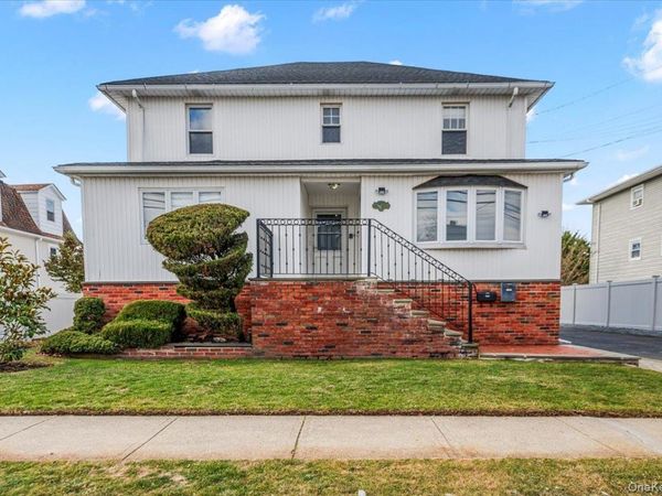 523 Bayview Avenue, Cedarhurst, NY 11516