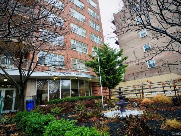 81-11 45 Avenue, Unit #4O, Elmhurst, NY 11373