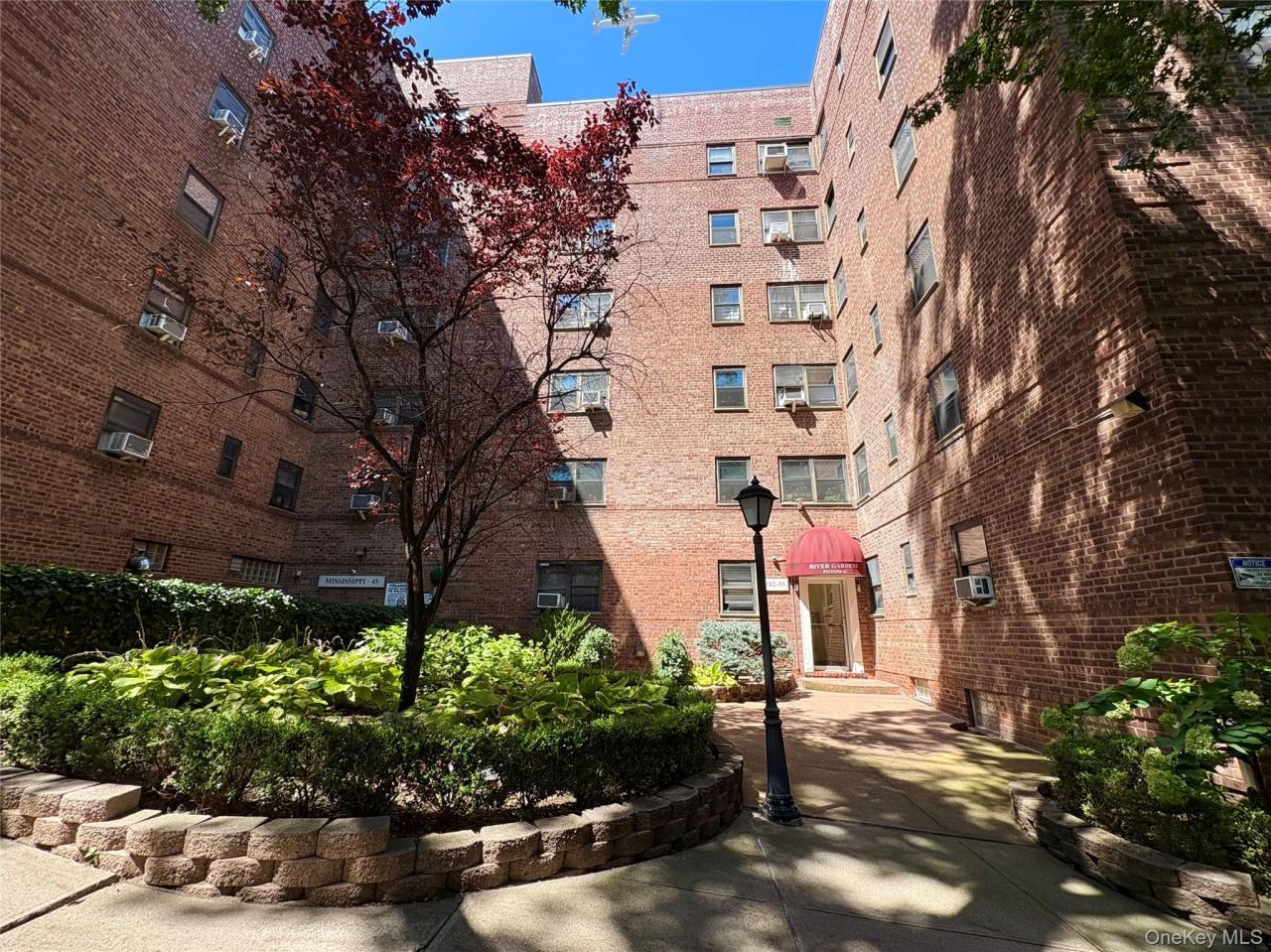 102-55 67th Road, Unit 3W, Forest Hills, NY 11375 Main Photo