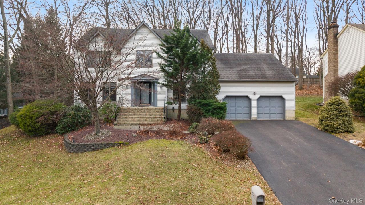 25 Cherokee Rd, Call Listing Agent, NJ 08816 Main Photo