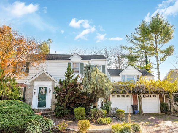 164 Waverly Avenue, East Rockaway, NY 11518