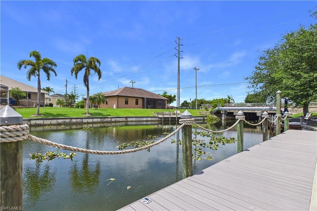 106 SE 5th St, Cape Coral, FL 33990 Photo