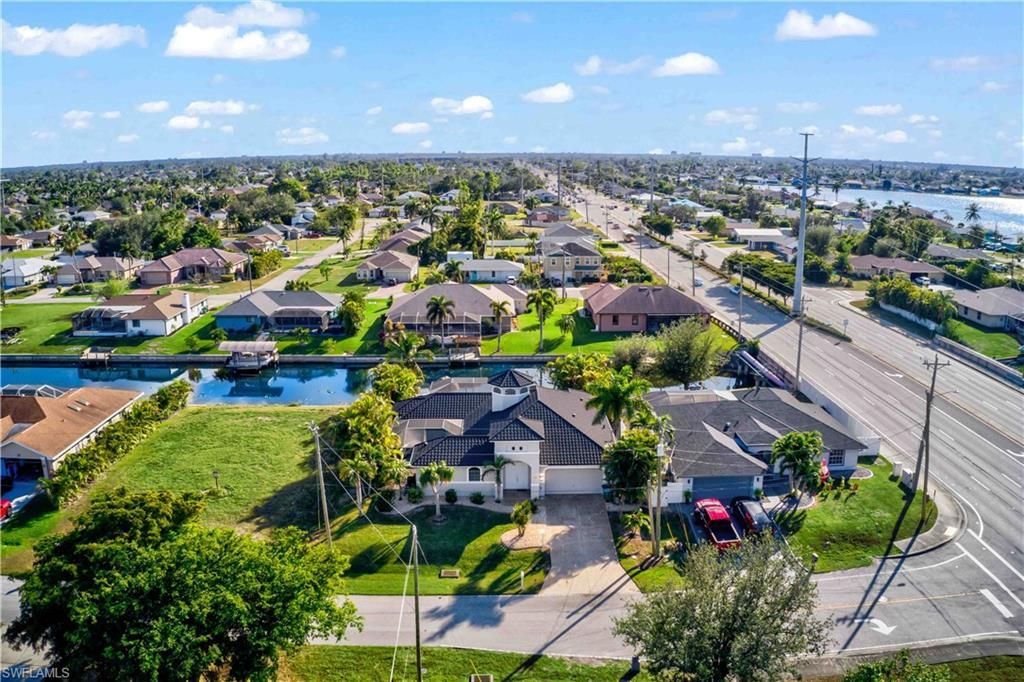 106 SE 5th St, Cape Coral, FL 33990 Photo