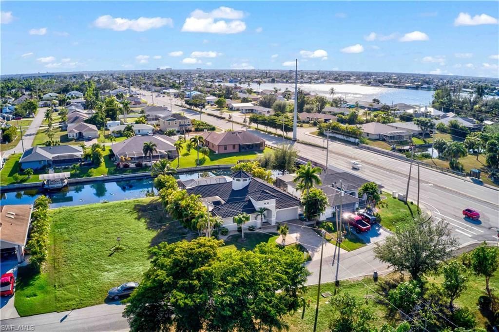 106 SE 5th St, Cape Coral, FL 33990 Photo