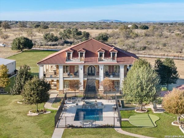 1694 County Road 102, Llano, TX 78643
