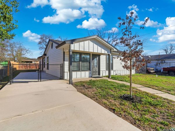 6415 Buena Vista, San Antonio, TX 78237