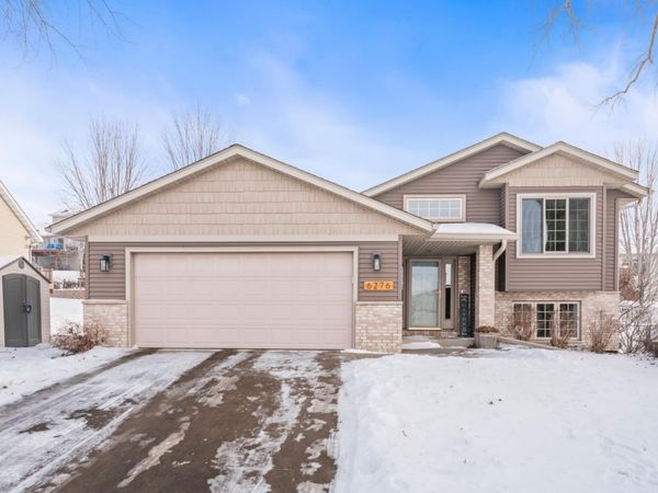 6276 Fairway Drive NW, Rochester, MN 55901