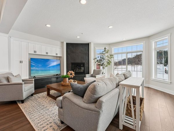 10814 Falling Water Lane, Unit D, Woodbury, MN 55129