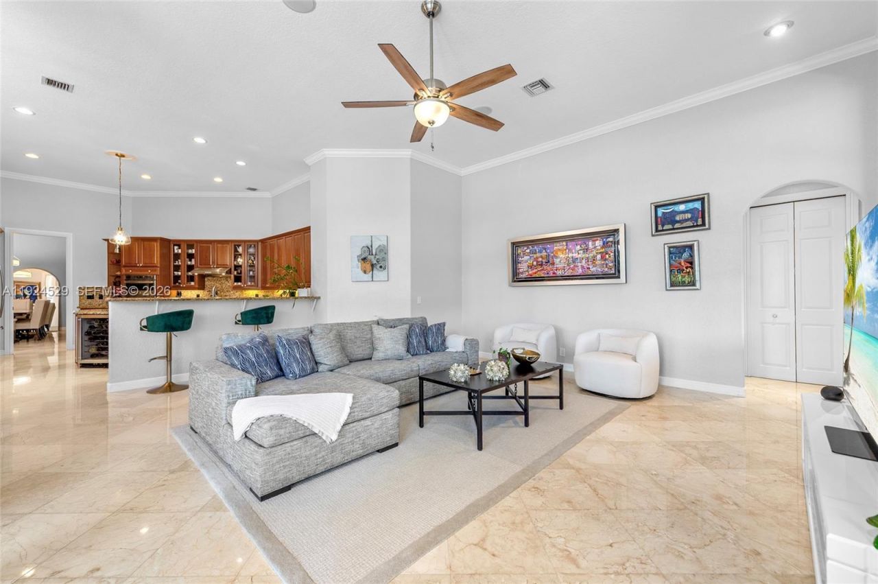 1470 Victoria Isle Dr , Weston, FL 33327 Photo