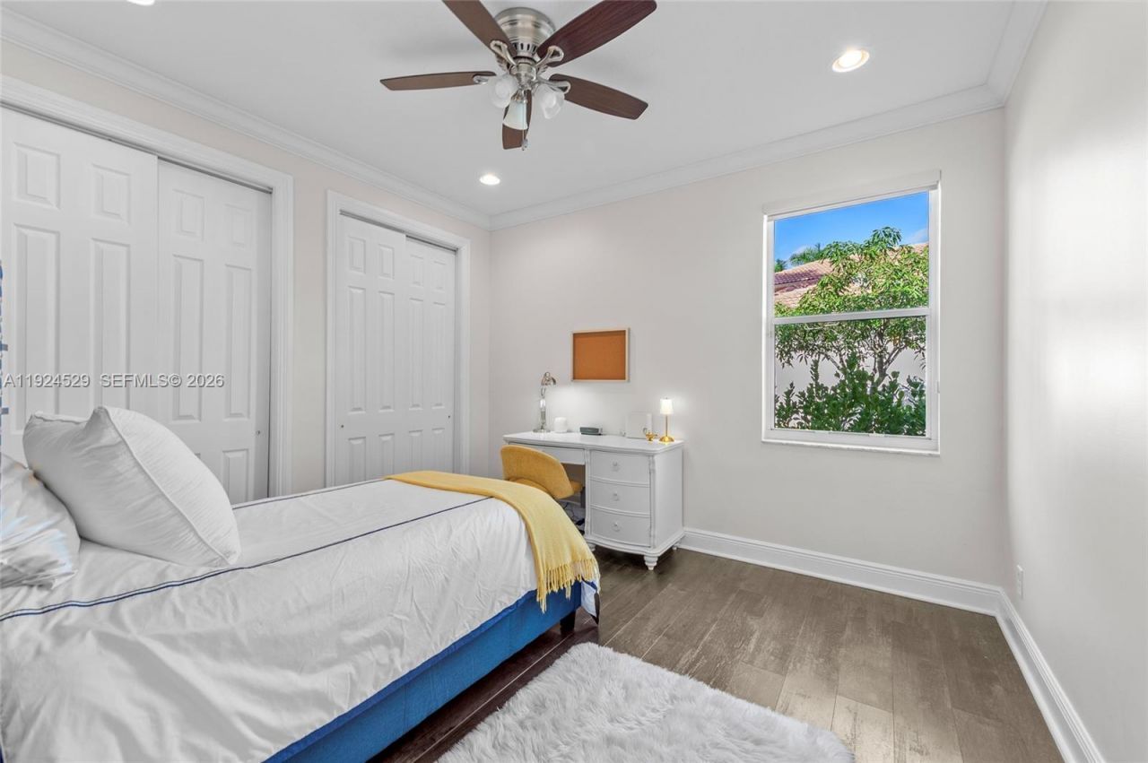 1470 Victoria Isle Dr , Weston, FL 33327 Photo