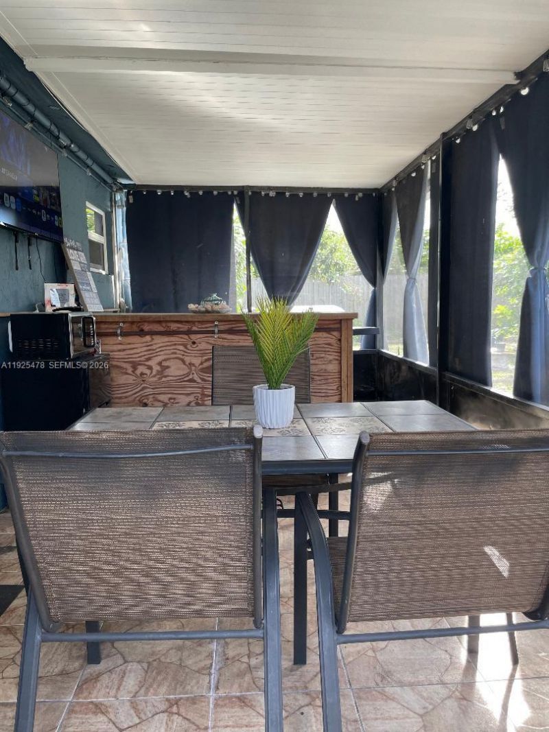 800 N 70th Ave, Hollywood, FL 33024 Photo