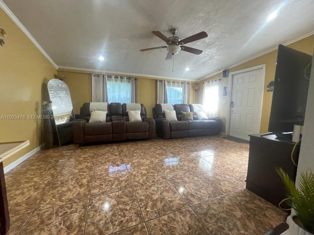 800 N 70th Ave, Hollywood, FL 33024 Photo