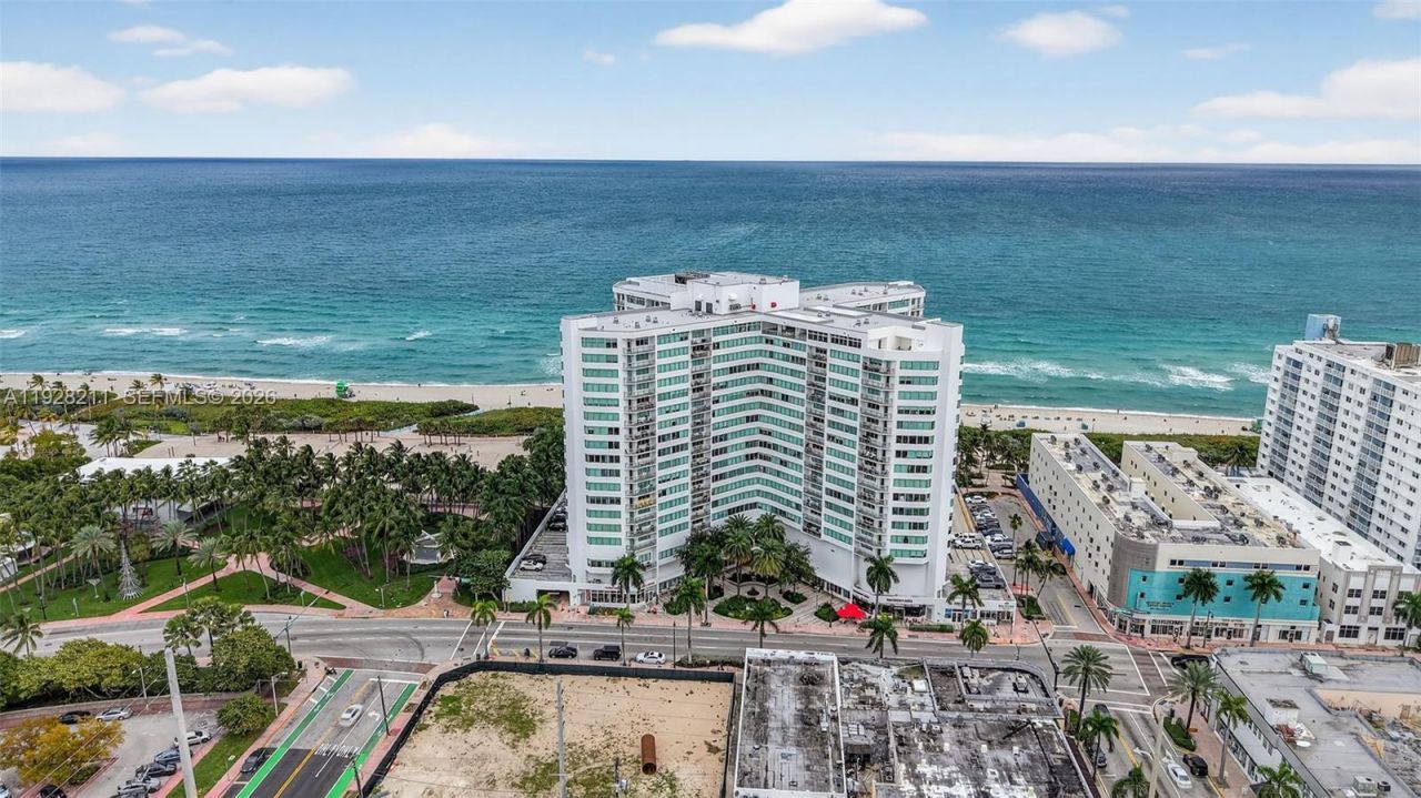 7135 Collins Ave , Unit 1015, Miami Beach, FL 33141 Photo
