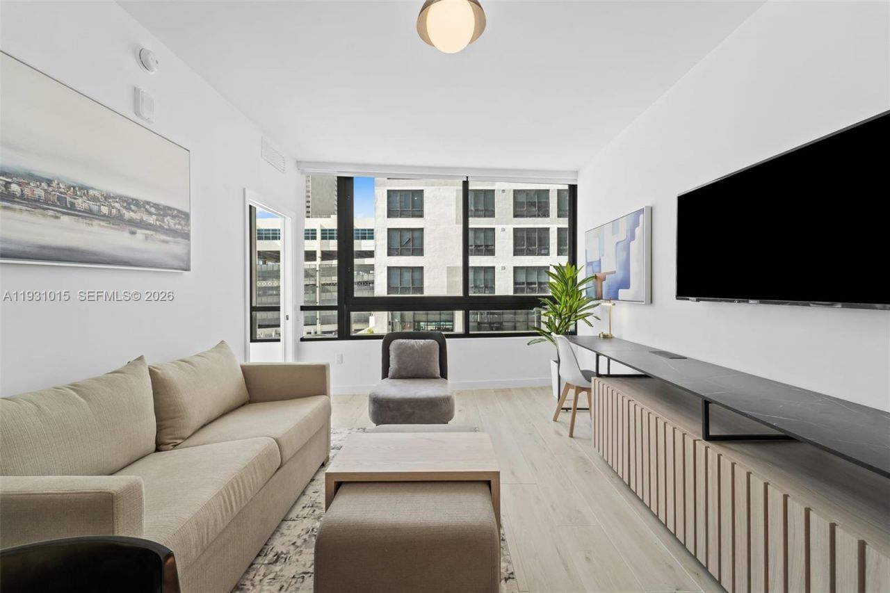 225 N Miami Avenue, Unit 912, Miami, FL 33128 Photo