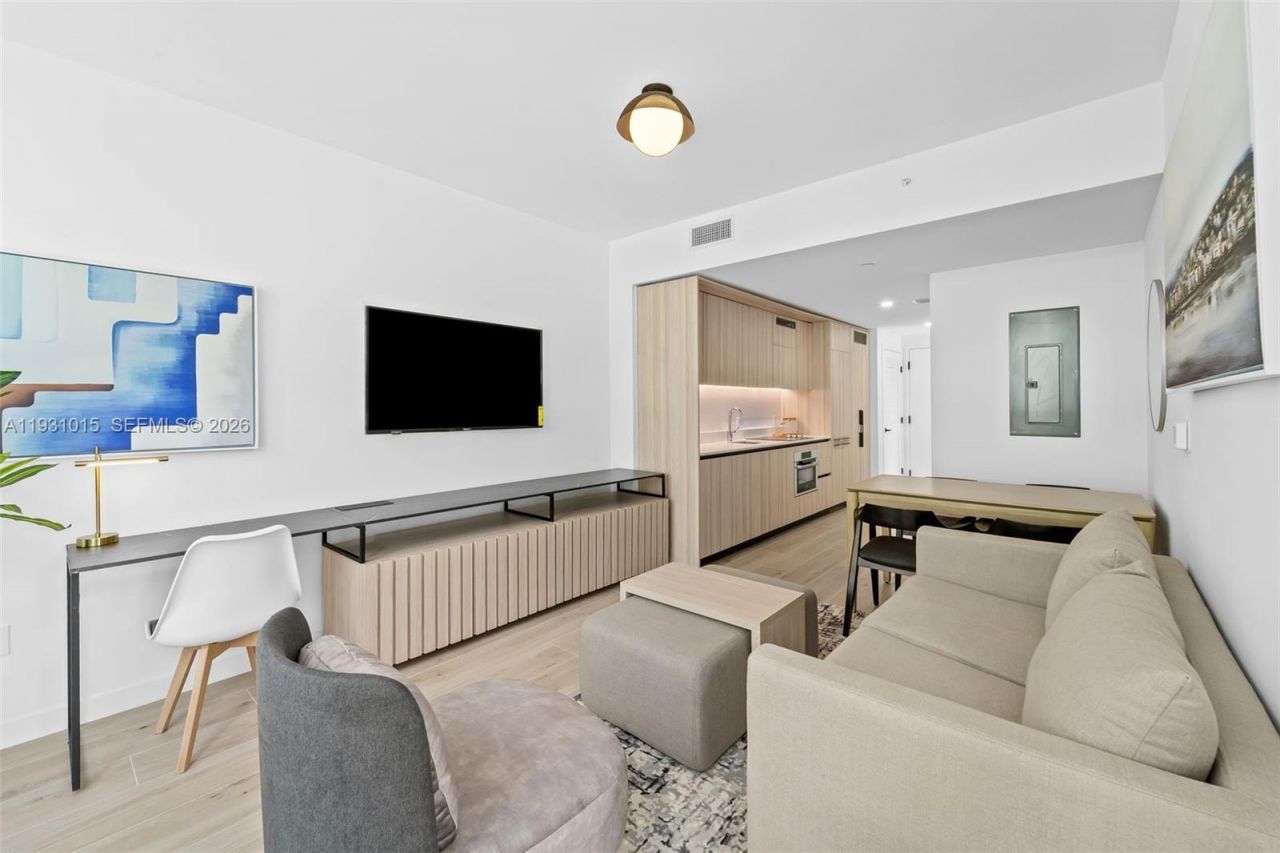 225 N Miami Avenue, Unit 912, Miami, FL 33128 Photo