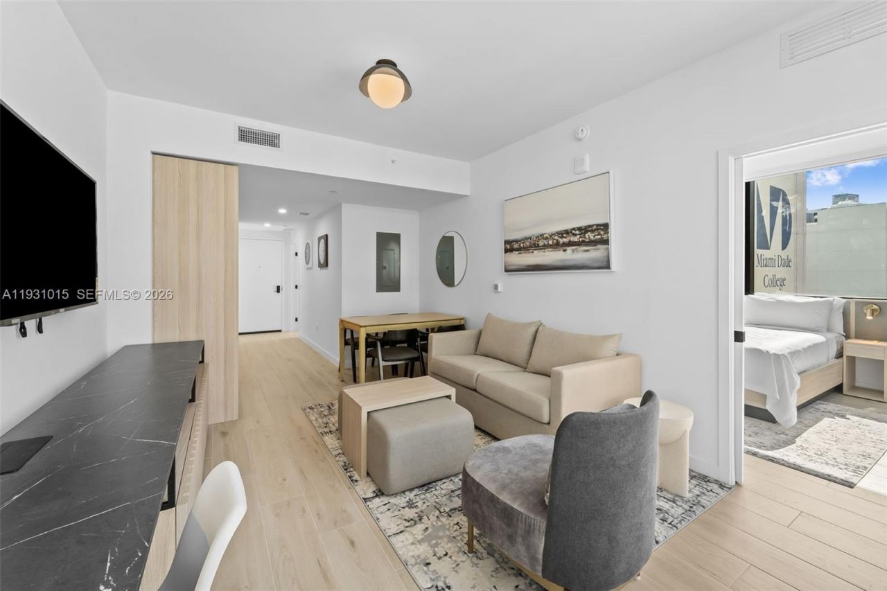 225 N Miami Avenue, Unit 912, Miami, FL 33128 Photo