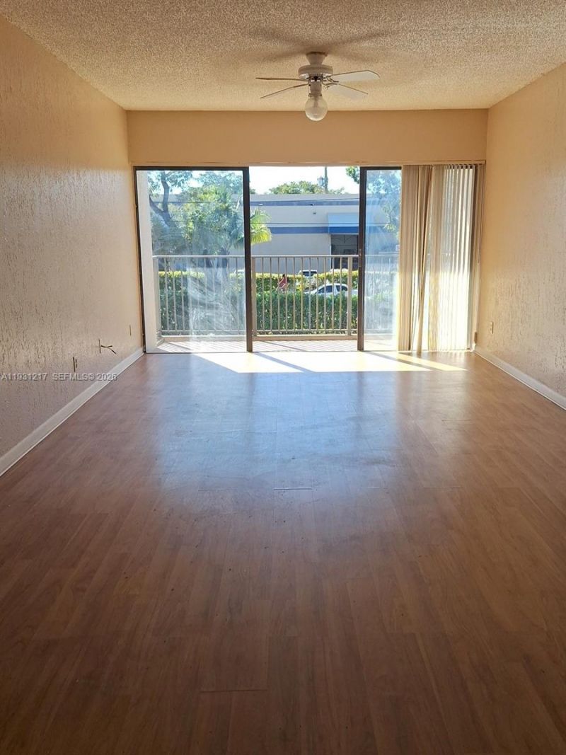 5901 Washington St, Unit 251, Hollywood, FL 33023 Photo