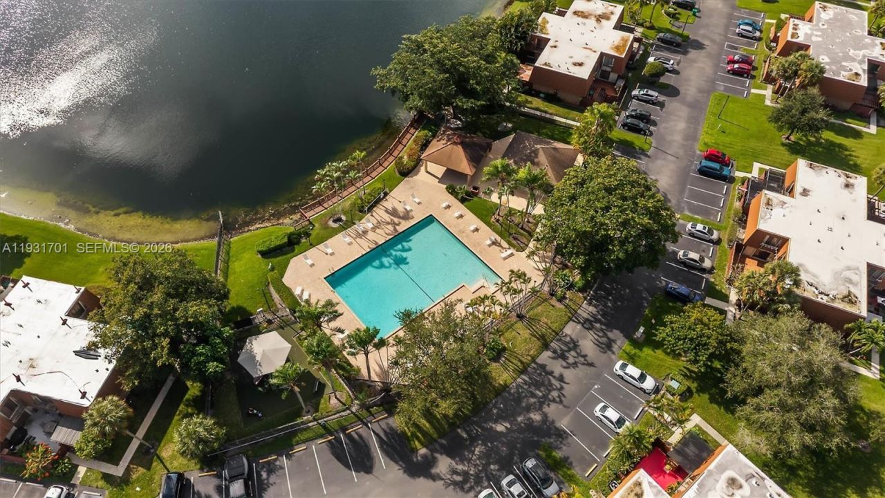 11867 SW 13th Ct, Unit 11867, Davie, FL 33325 Photo