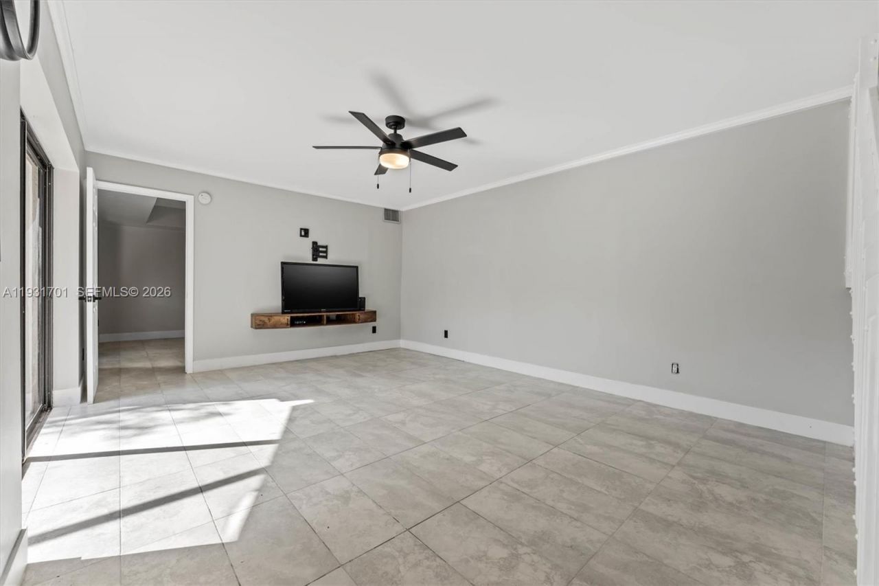 11867 SW 13th Ct, Unit 11867, Davie, FL 33325 Photo