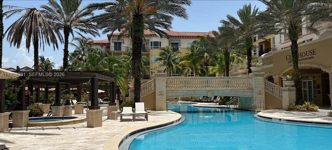 16100 Emerald Estates Dr, Unit 284, Weston, FL 33331 Photo