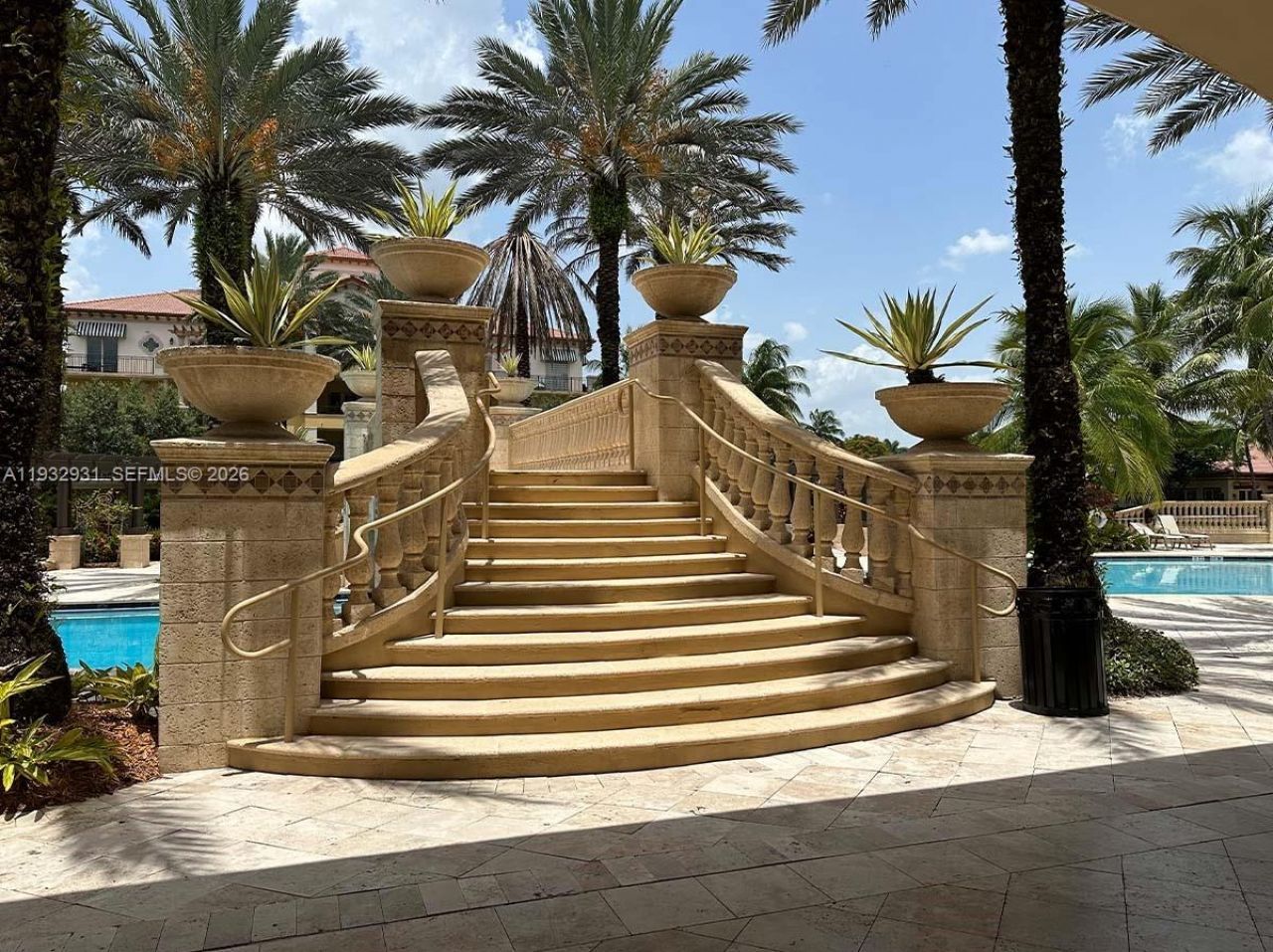 16100 Emerald Estates Dr, Unit 284, Weston, FL 33331 Photo