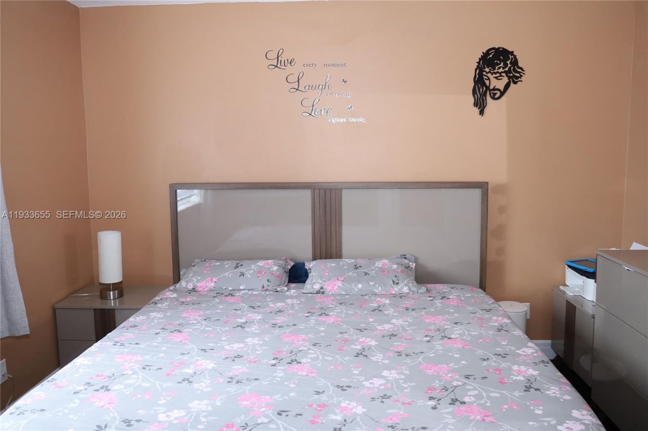 20816 NW 2nd St , Pembroke Pines, FL 33029 Photo