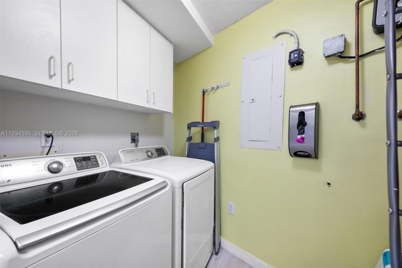 9755 NW 52nd St, Unit 513, Doral, FL 33178 Photo