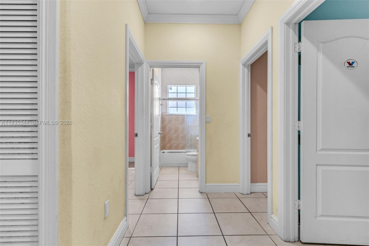 12700 SW 188th St , Miami, FL 33177 Photo