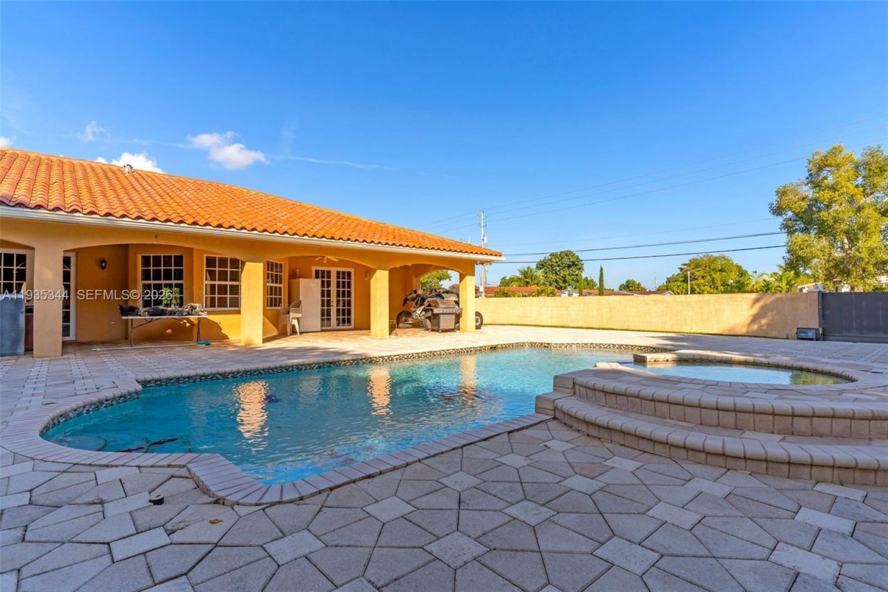 12700 SW 188th St , Miami, FL 33177 Photo