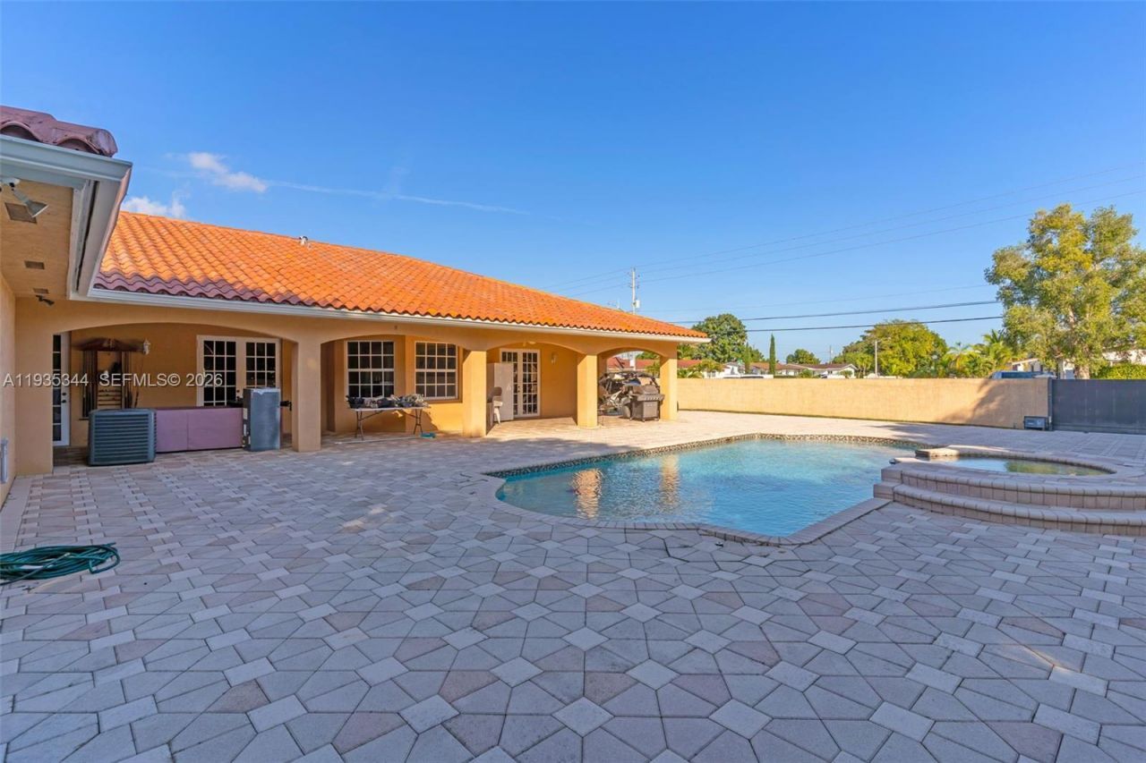 12700 SW 188th St , Miami, FL 33177 Photo