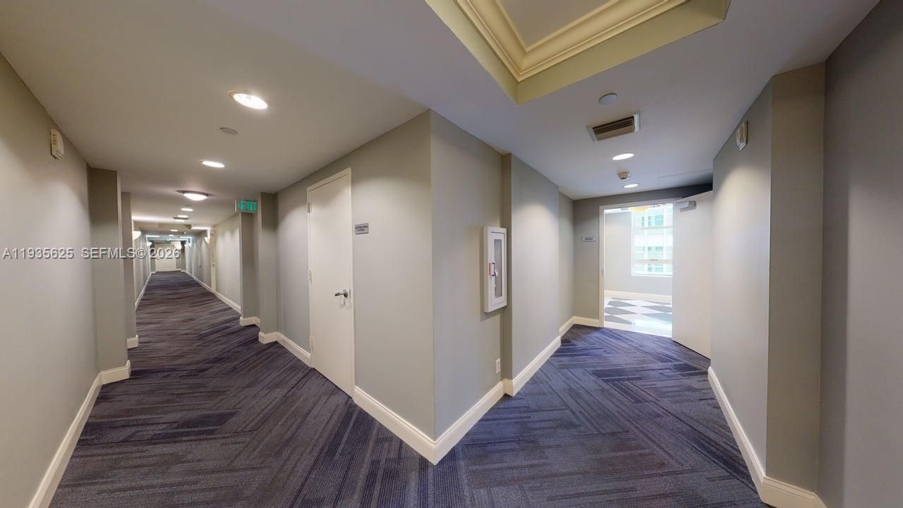 111 E Flagler St, Unit 810, Miami, FL 33131 Photo