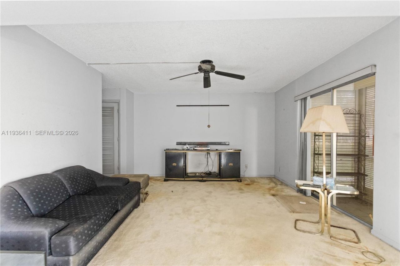 271 S Hollybrook Dr, Unit 51-106, Pembroke Pines, FL 33025 Photo