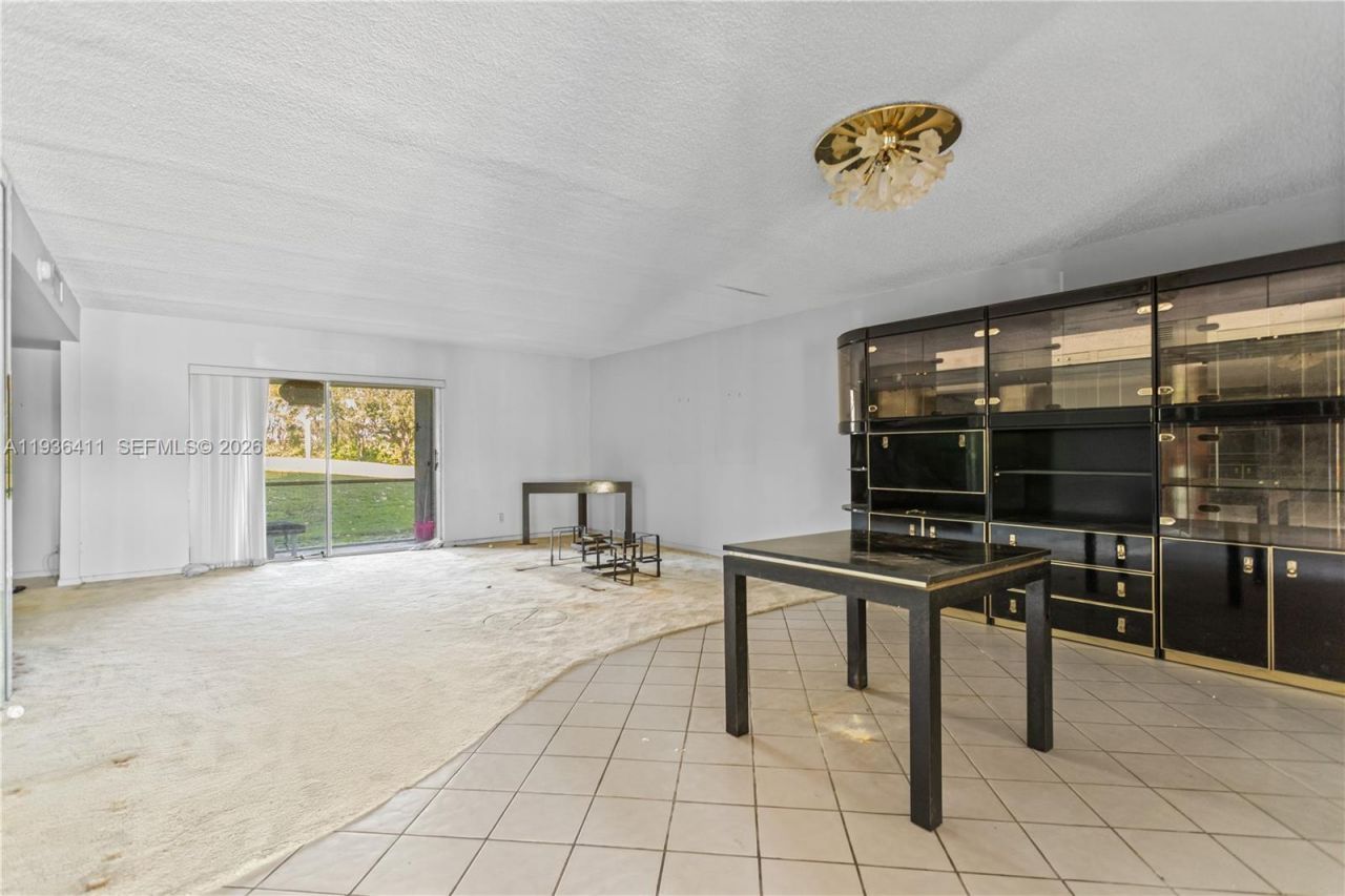 271 S Hollybrook Dr, Unit 51-106, Pembroke Pines, FL 33025 Photo