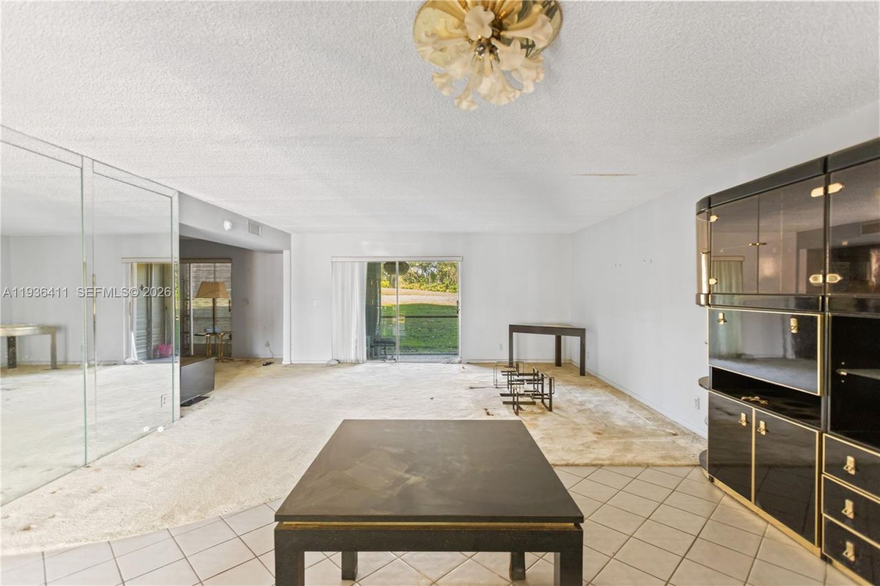 271 S Hollybrook Dr, Unit 51-106, Pembroke Pines, FL 33025 Photo