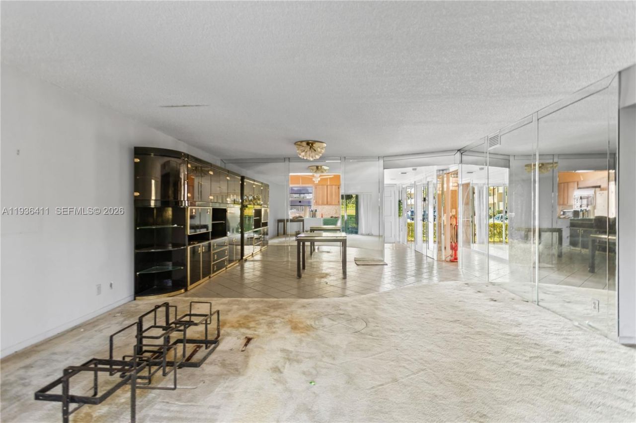 271 S Hollybrook Dr, Unit 51-106, Pembroke Pines, FL 33025 Photo