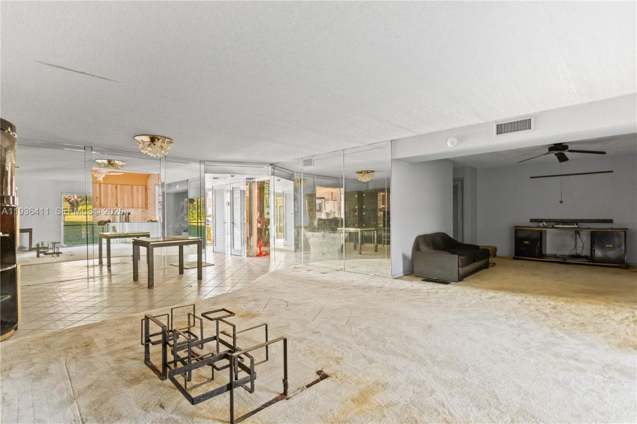 271 S Hollybrook Dr, Unit 51-106, Pembroke Pines, FL 33025 Photo