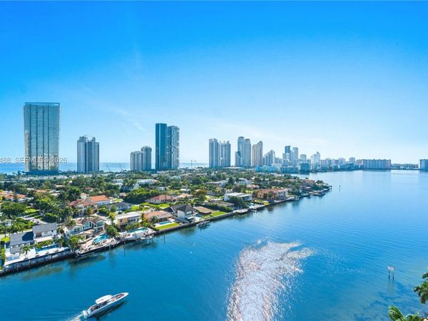 19195 NE 36th Ct, Unit 1706, Aventura, FL 33180