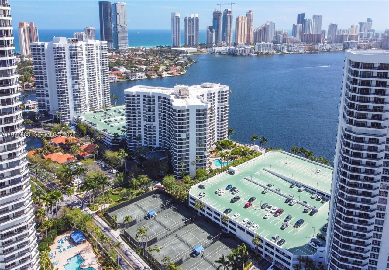 19195 NE 36th Ct, Unit 1706, Aventura, FL 33180 Photo