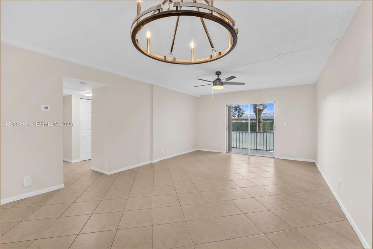 3475 Broken Woods Dr, Unit 106, Coral Springs, FL 33065 Photo