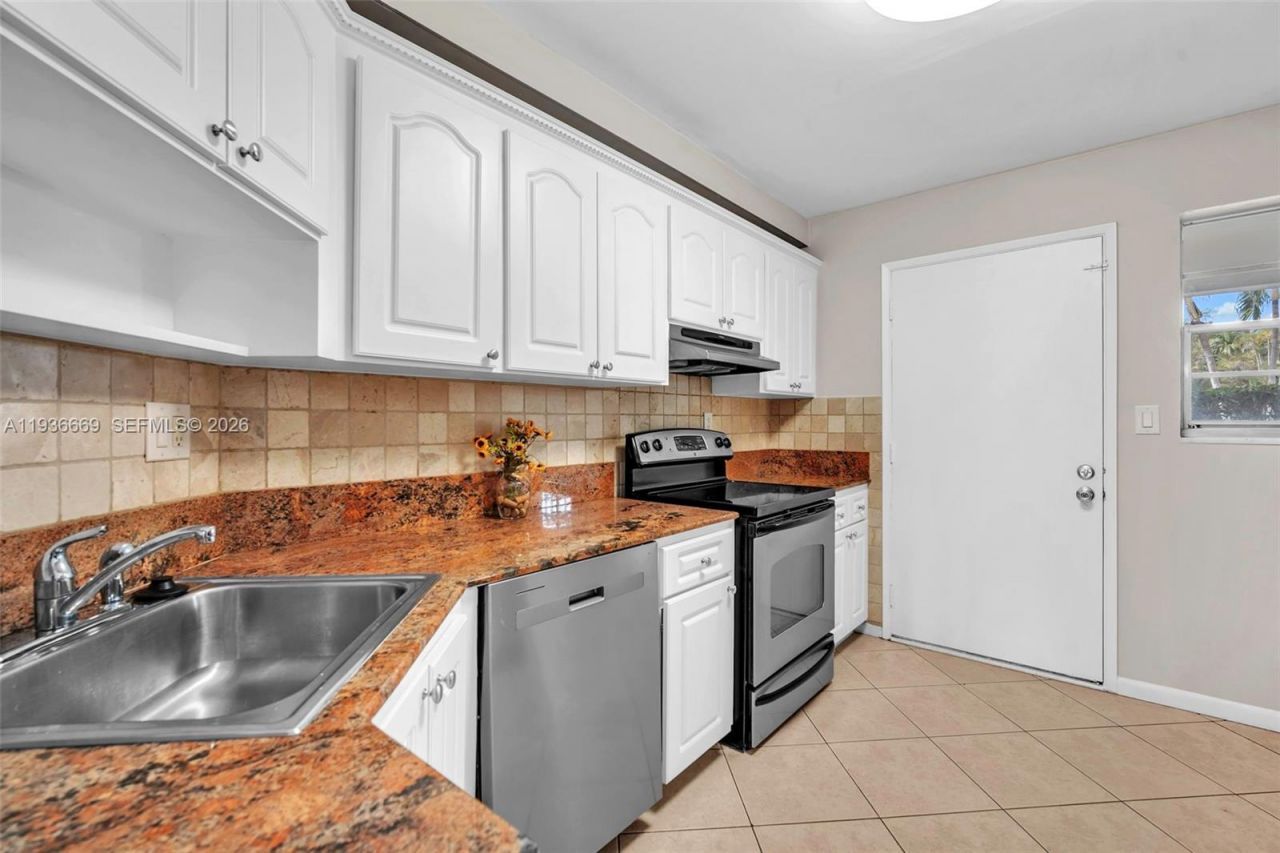 3475 Broken Woods Dr, Unit 106, Coral Springs, FL 33065 Photo