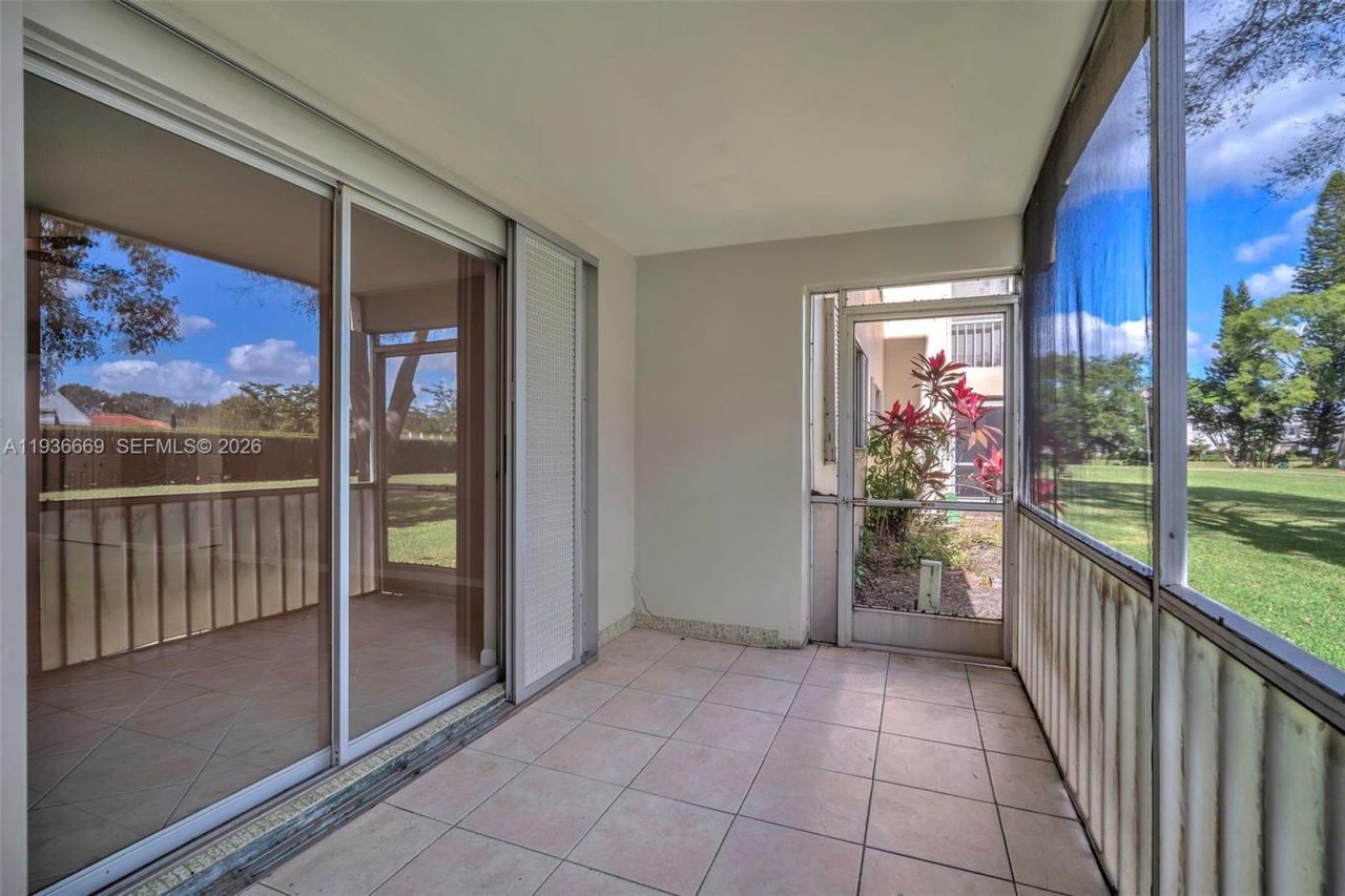 3475 Broken Woods Dr, Unit 106, Coral Springs, FL 33065 Photo