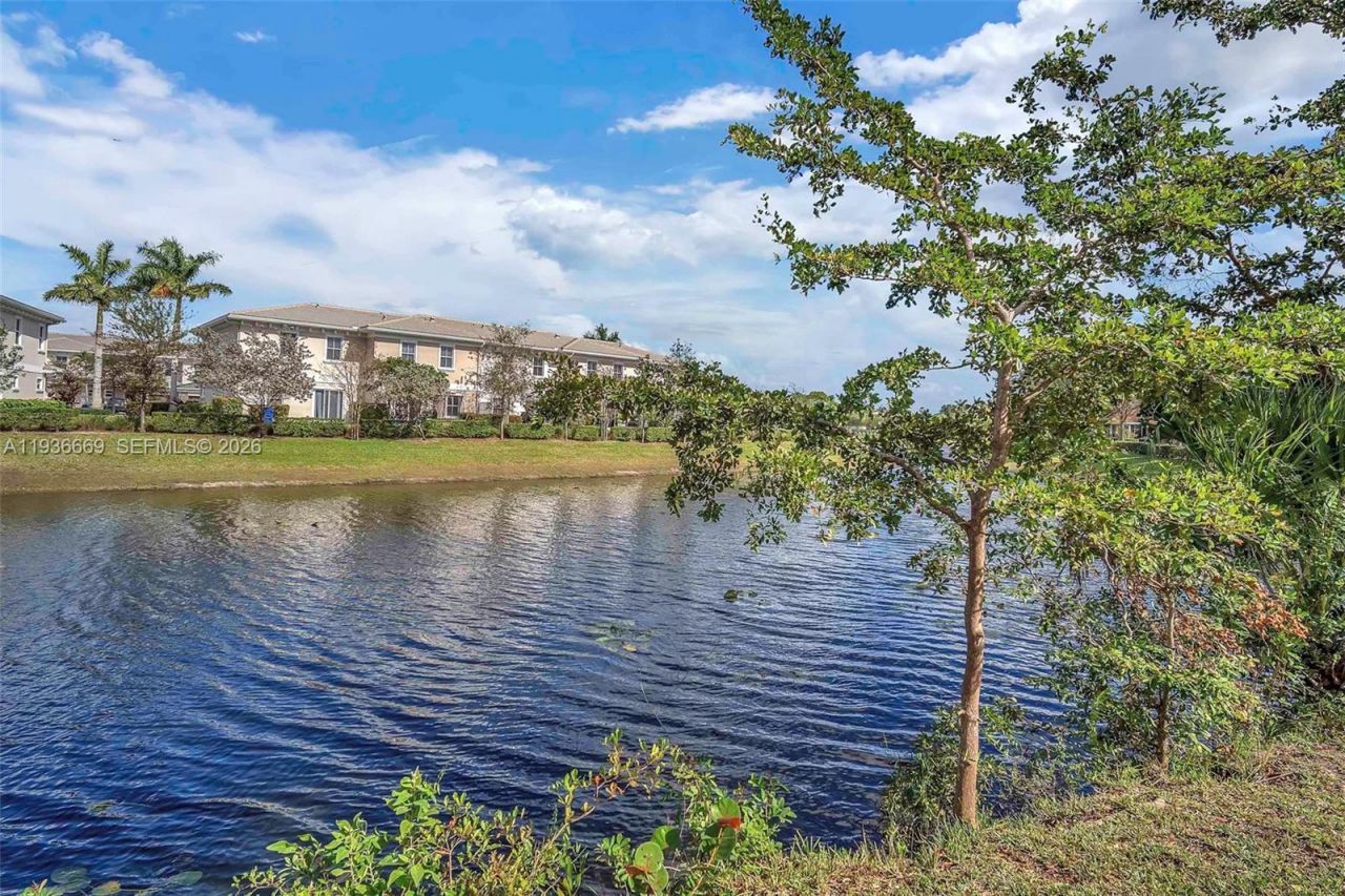 3475 Broken Woods Dr, Unit 106, Coral Springs, FL 33065 Photo