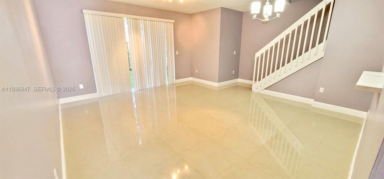 1005 NE 42nd Pl , Homestead, FL 33033 Photo