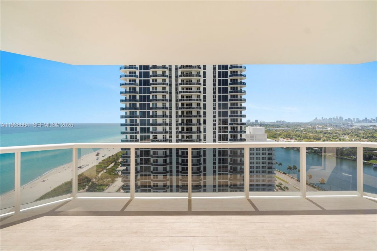 4779 Collins Ave, Unit 2204, Miami Beach, FL 33140 Photo