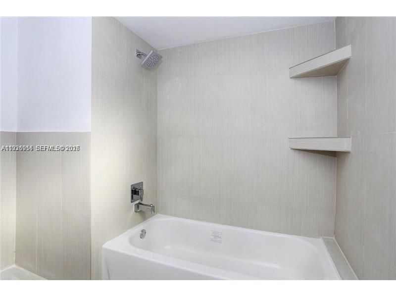 1125 9th St, Unit 4, Miami Beach, FL 33139 Photo