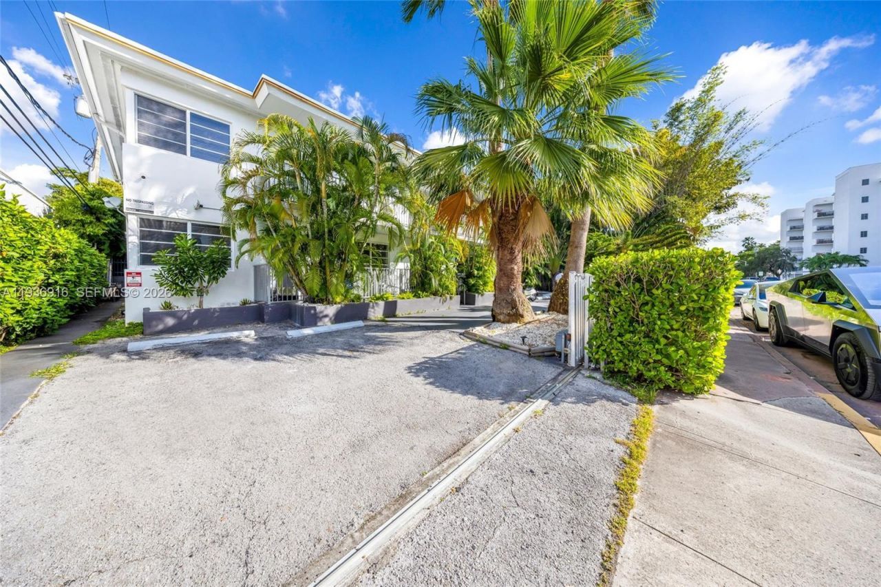 1125 9th St, Unit 4, Miami Beach, FL 33139 Photo