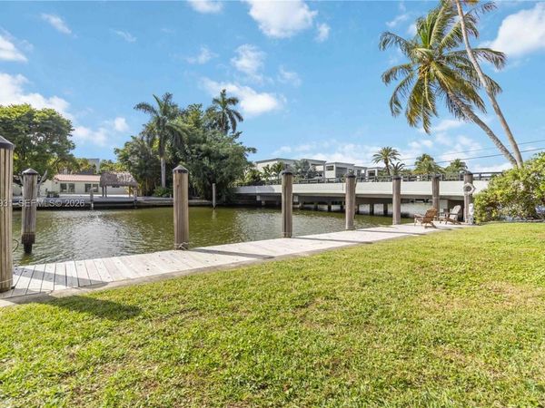 900 Belle Meade Island Dr., Miami, FL 33138